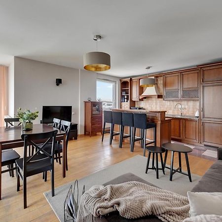 Top Floor Z Widokiem Na Morze By Downtown Apartments Gdansk Exterior photo