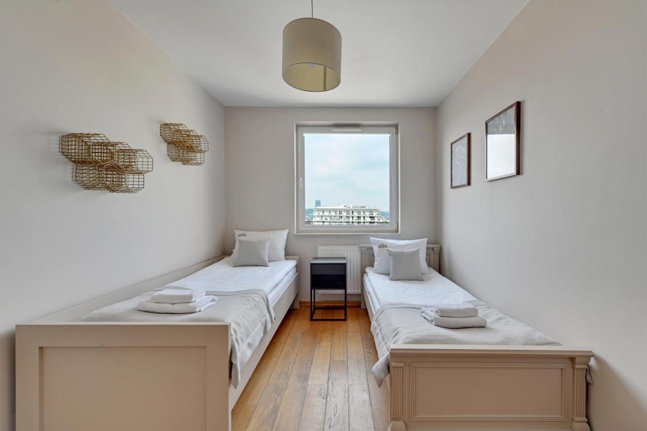 Top Floor Z Widokiem Na Morze By Downtown Apartments Gdansk Exterior photo