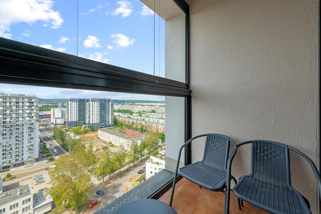 Top Floor Z Widokiem Na Morze By Downtown Apartments Gdansk Exterior photo